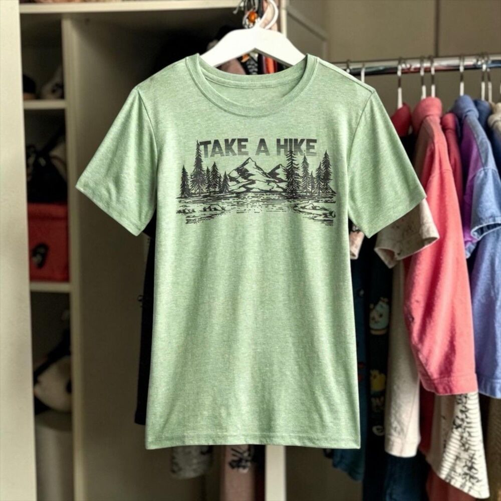 Threads 4 Thought The Essentials Boys Tri-Blend Graphic Tee EUC SIZE 10
